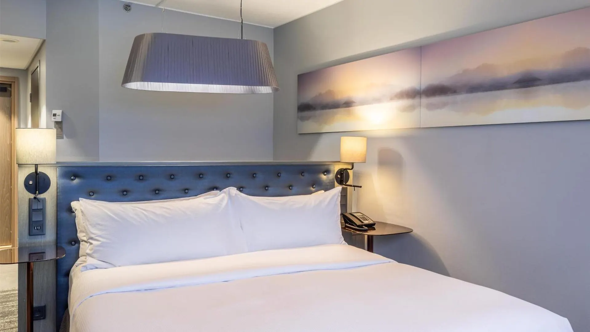 Hilton Helsinki Strand Hotel